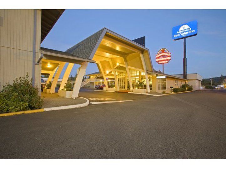 Rosewood Inn & Suites Roseburg Exterior photo